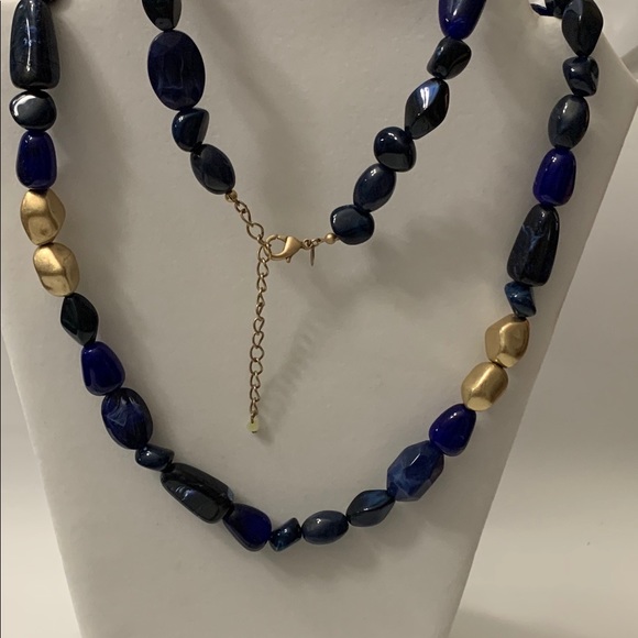 Blue Necklace - Picture 5 of 5